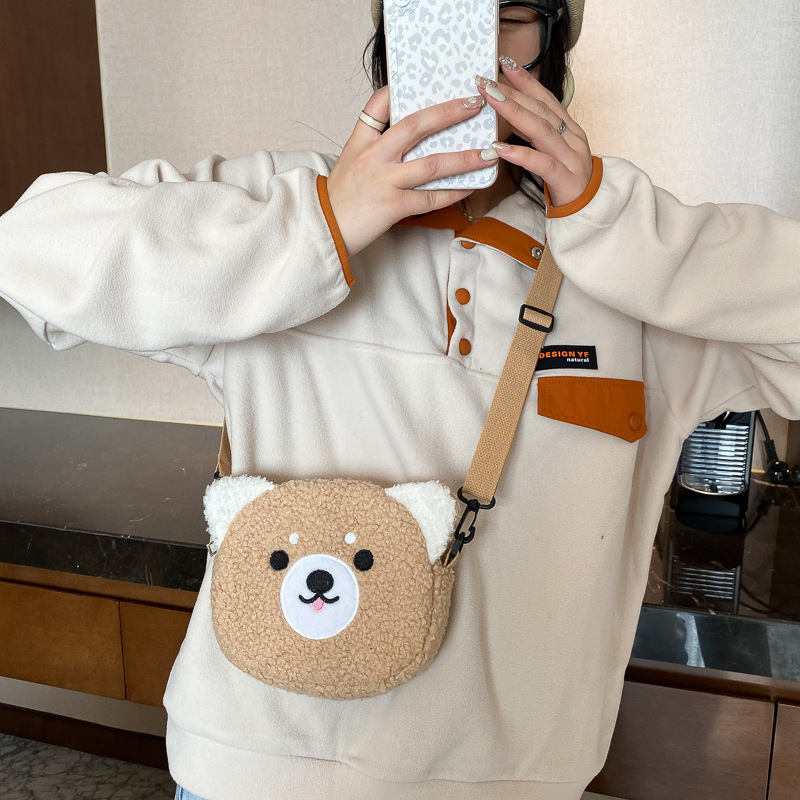 Autumn and Winter New Cute Doll Women's Shoulder Bag Fashionable Stylish Small Crossbody round Bag Student Phone Bag Trend