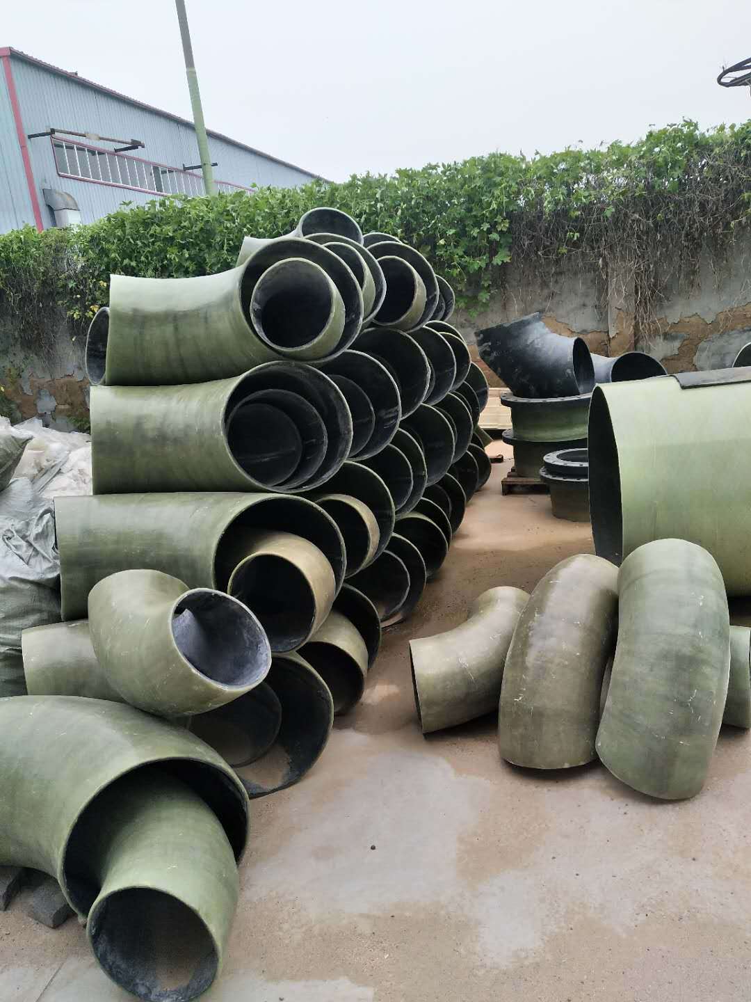 厂家定制夹砂玻璃钢排水管道 玻璃钢弯头管件-阿里巴巴