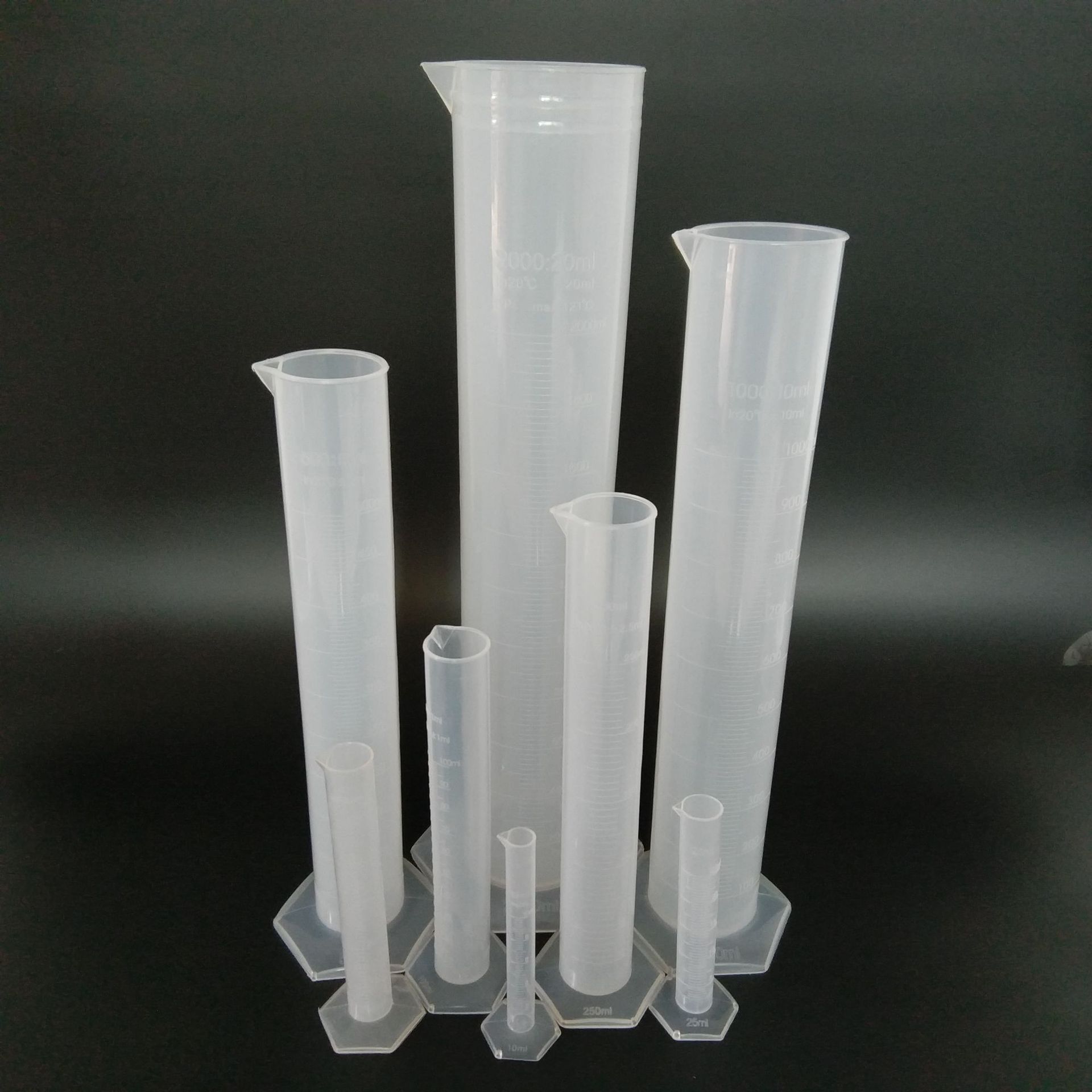 量筒 厂家批发 塑料量筒10ml25ml50ml量杯容量瓶