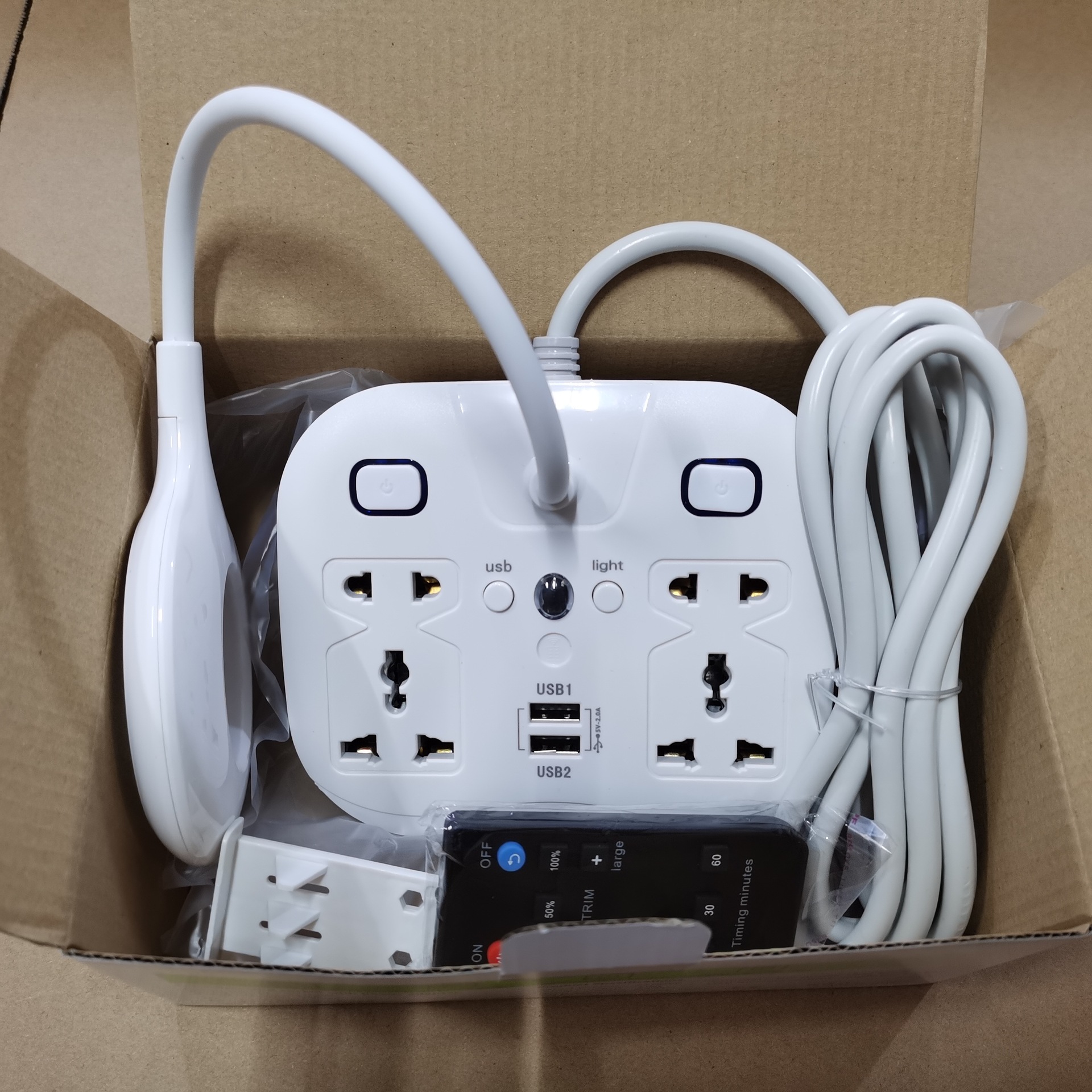 外贸出口多功能遥控台灯插线板 智能学生插排带usb 家用台灯