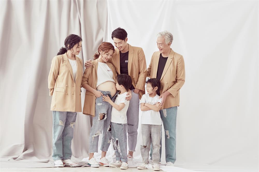 新款影楼六口亲子装儿童摄影服装一家六口全家福艺术拍照写真衣服