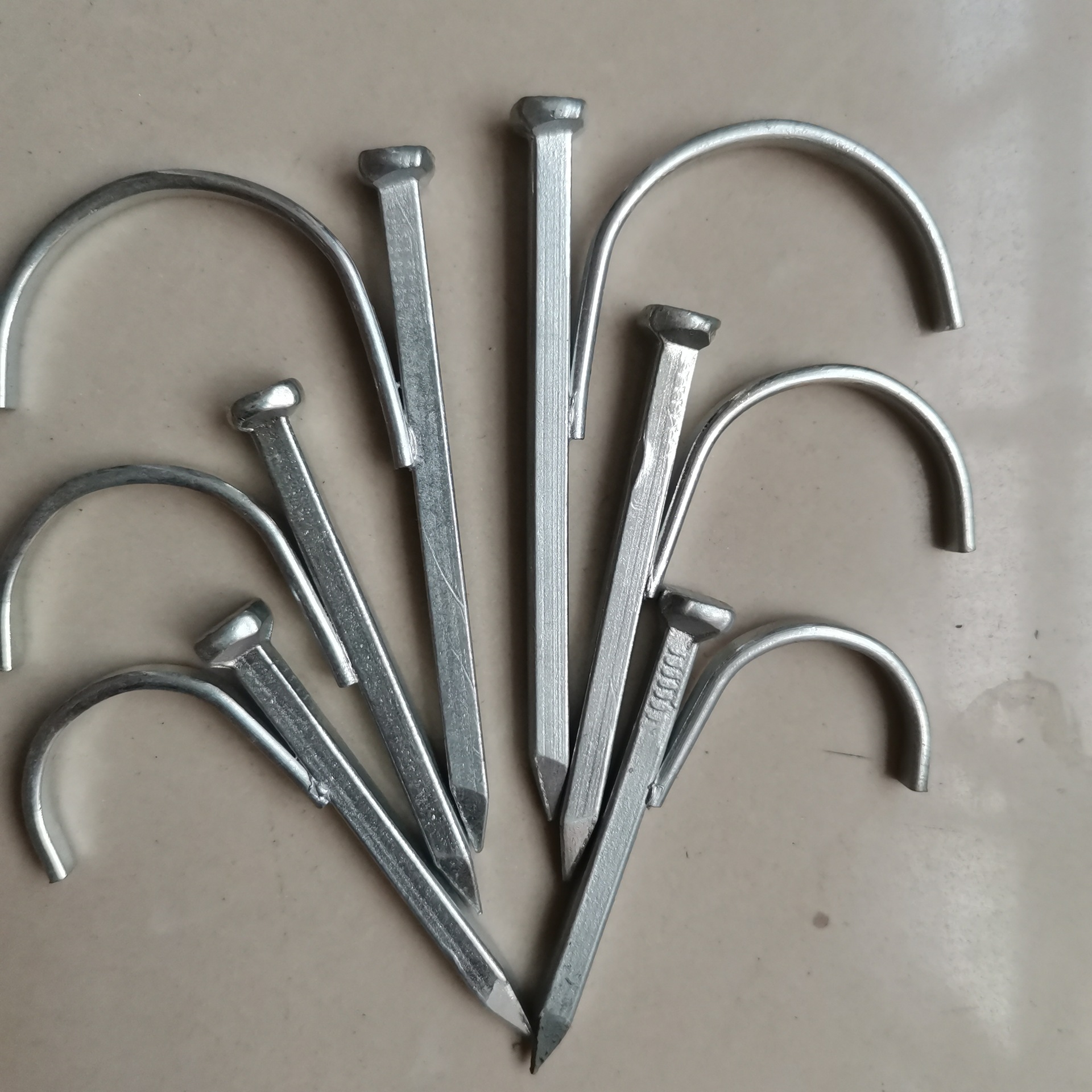 现货批发 高强度水管钩钉 码钉 管卡钉4分 6分 1寸