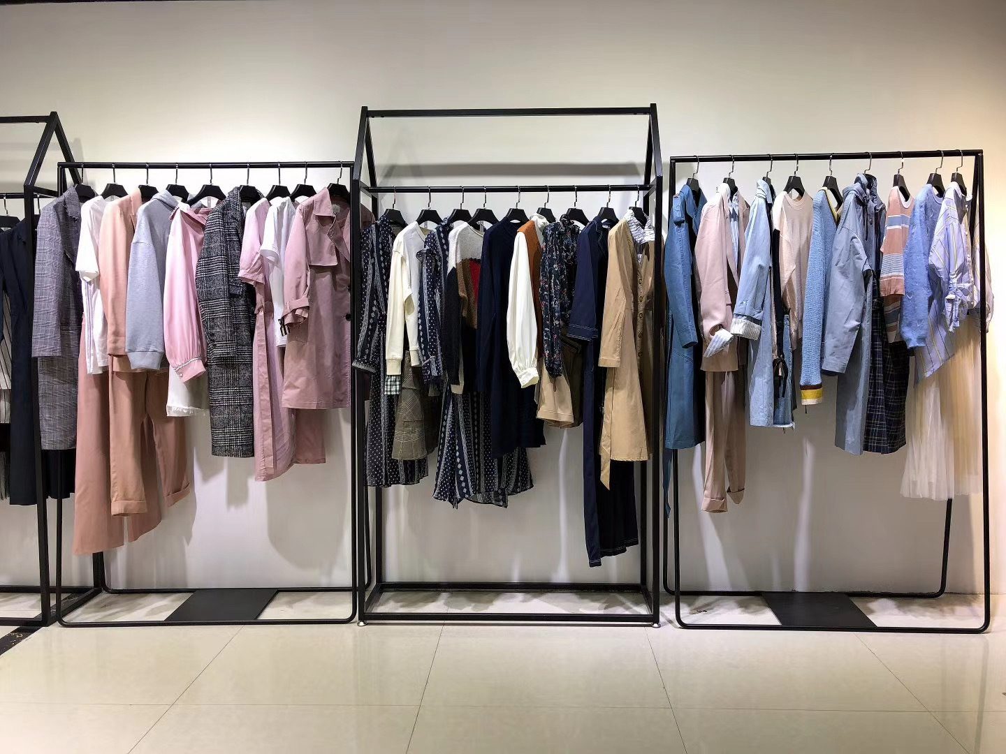 库存尾货走份批发 时尚潮牌紫淑女装20新款 三标齐全品牌折扣女装