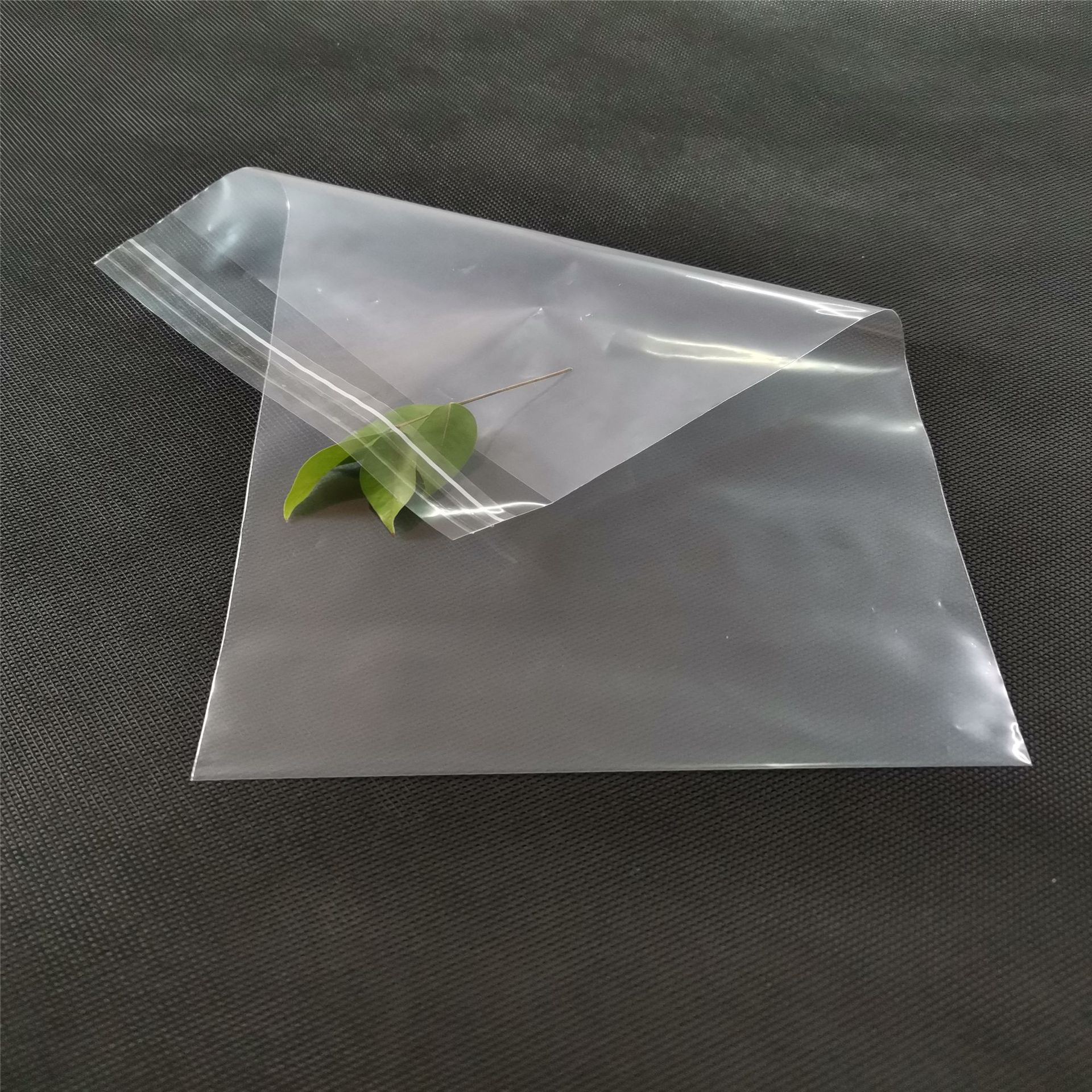 定制软塑料薄膜印警告语高压胶袋pe透明防尘通用万圣节礼品包装袋
