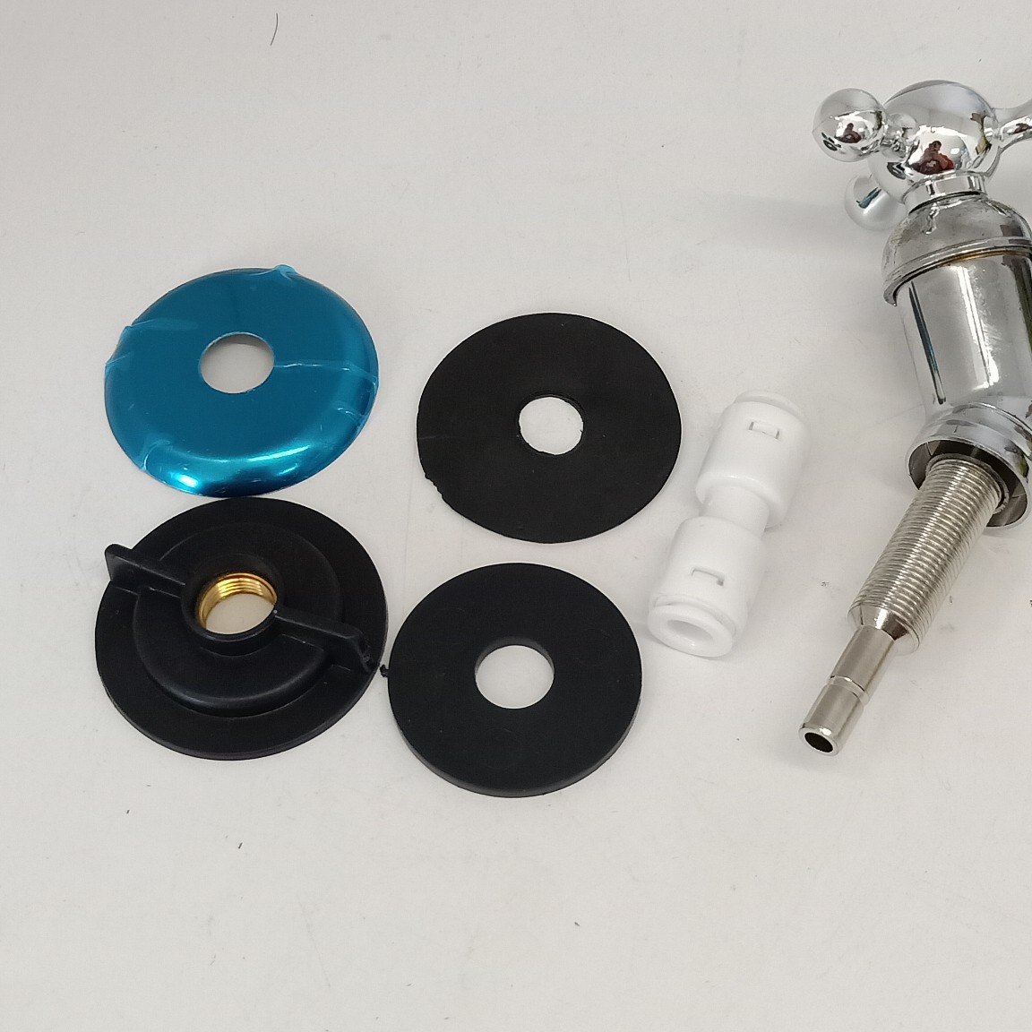 2分鹅颈水龙头配件包净水机纯水机直饮固定件小接头m11*1塑料螺母