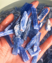 批发天然蓝晶条矿物标本 长约20~70毫米花盆鱼缸装饰蓝晶石碎石