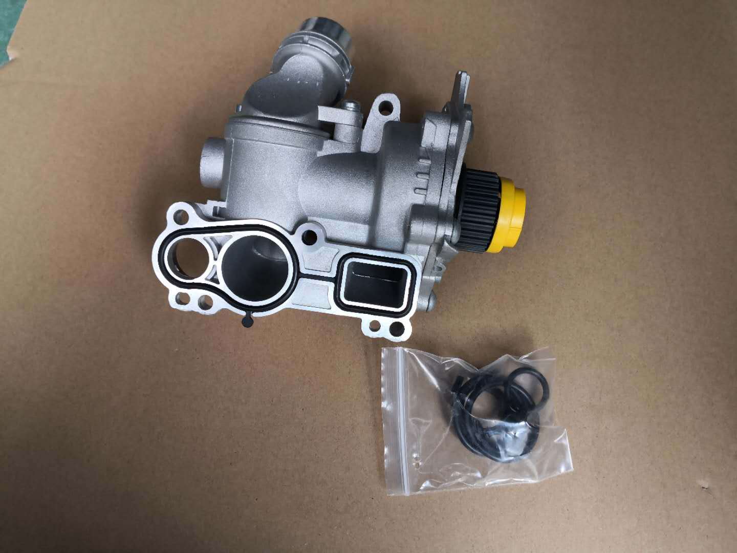 汽车水泵适用于大众vw 迈腾总成 水泵 06h121026cq 06h121026af