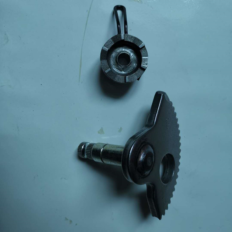 二轮踏板摩托车发动机启动轴 巧格100/149福喜鬼火附件