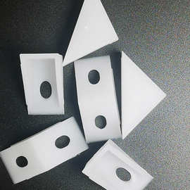 家具厂家批发塑料三角角码  直角7字形连接件 橱柜家具五金配件