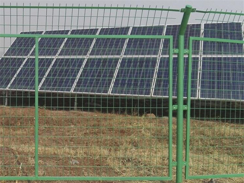 光伏电站围栏网太阳能变电站风能发电厂围栏网国家电网围栏网