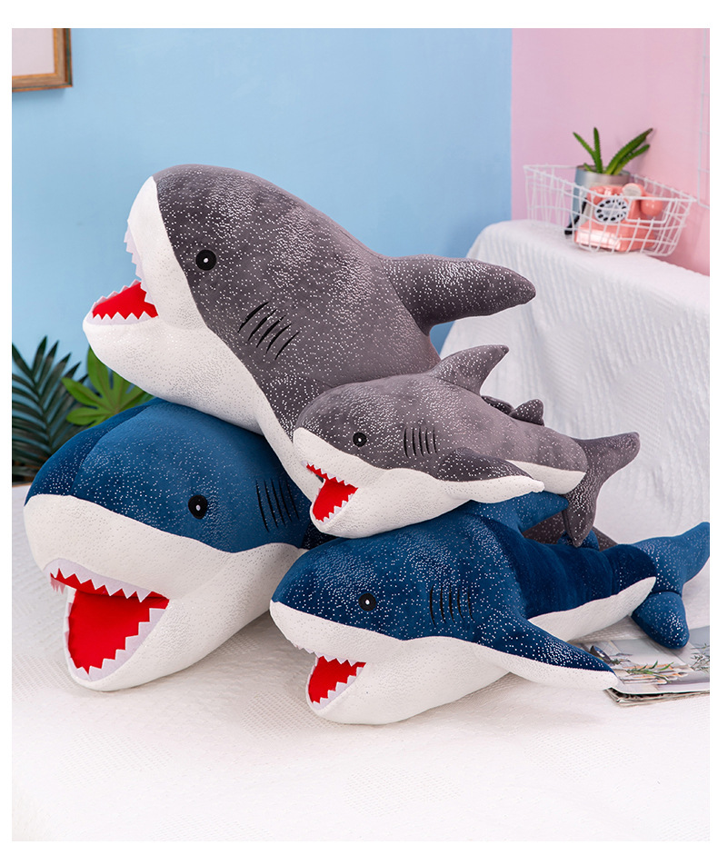 新款卡通鲨鱼毛绒玩具创意星空鲨鱼抱枕 羽绒棉鲨鱼公仔 情侣礼物