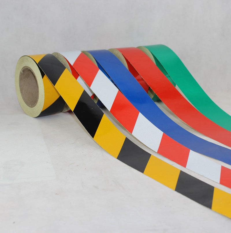 5cm宽红白黄黑斜纹反光警示胶带反光膜安全地面墙面标识带胶贴条
