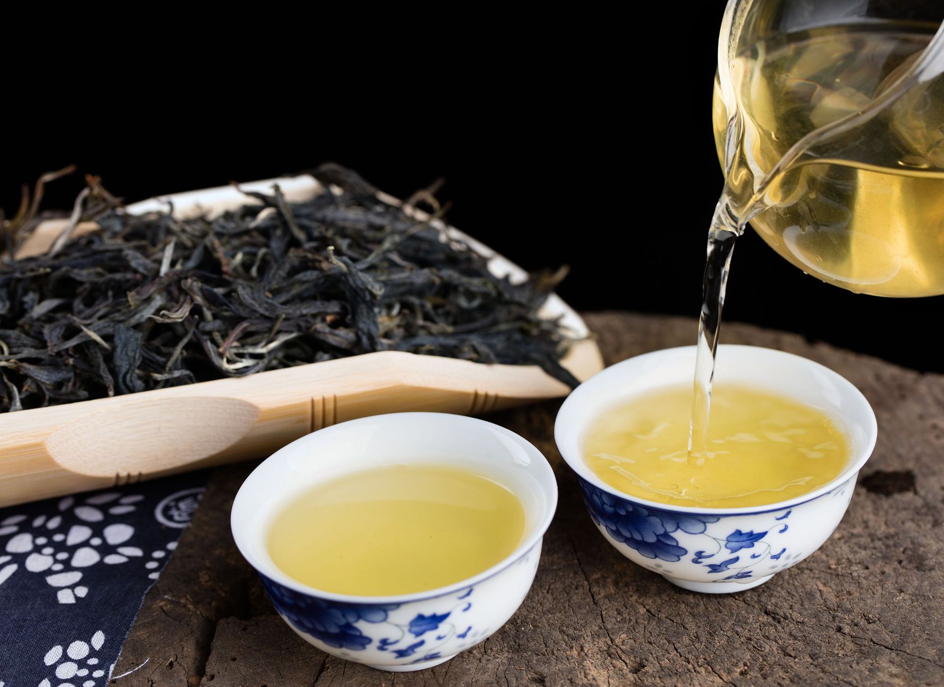 批发 云南普洱茶2020春 明前永德大雪山 生茶 纯料散装大雪山