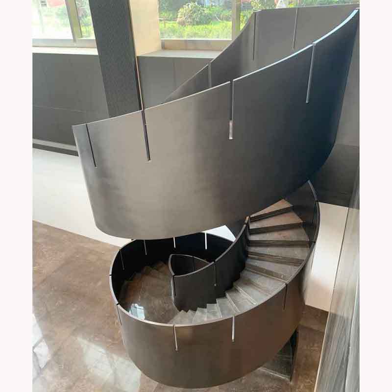 上海厂家制作弧形钢板旋转楼梯滚圆焊接安装大型钢结构螺旋楼梯