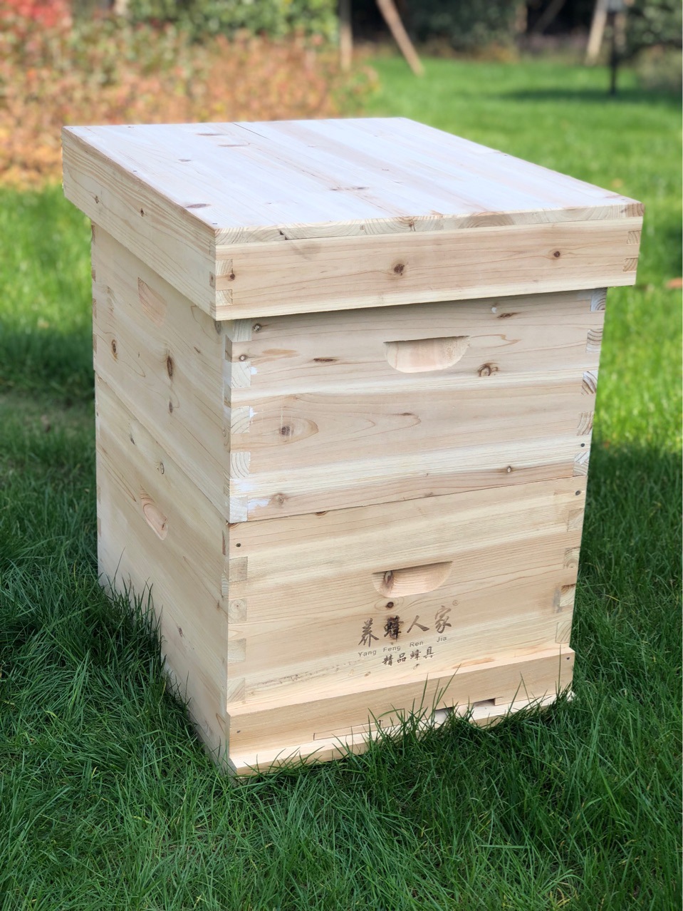 蜂箱型号41*51品牌铜峰加工定制否商品属性商品属性商品描述价格说明