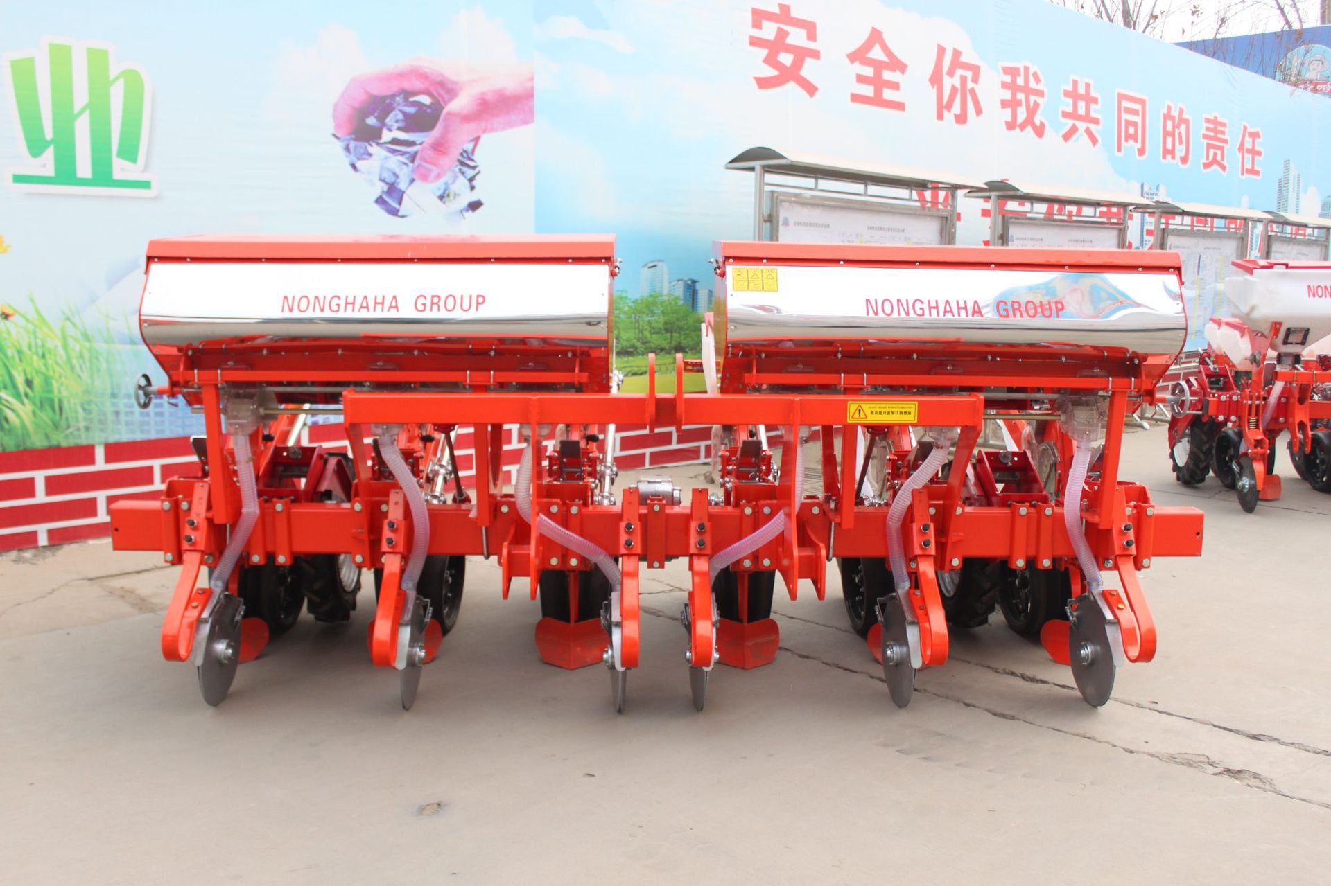 2021年新款播种机2bmf6免耕播种机