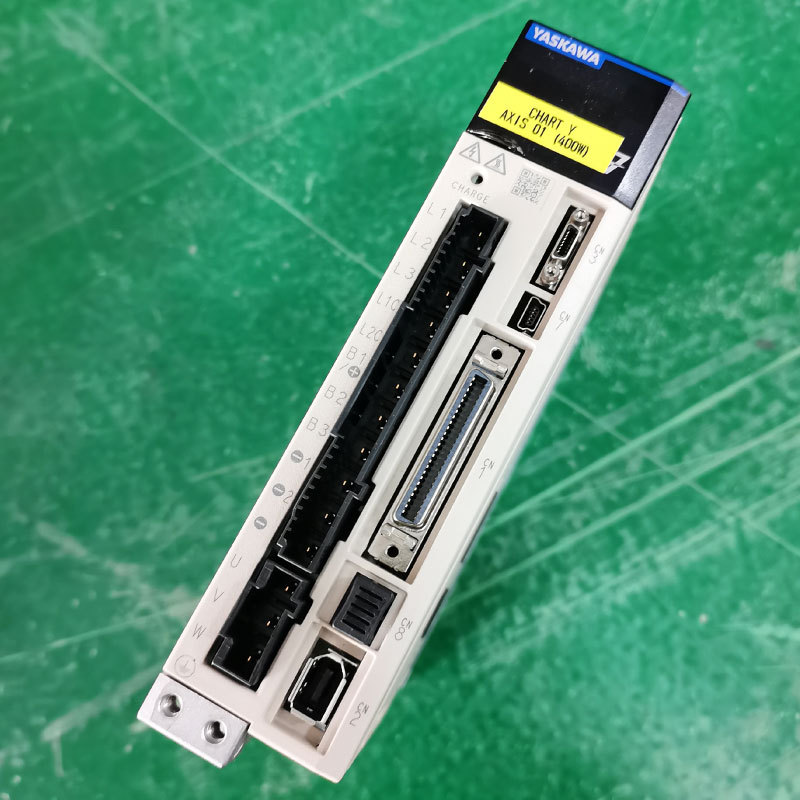 yaskawa直线电机/控制器sglfw2-30a230as/sgd7s-2r8a00a行程710mm