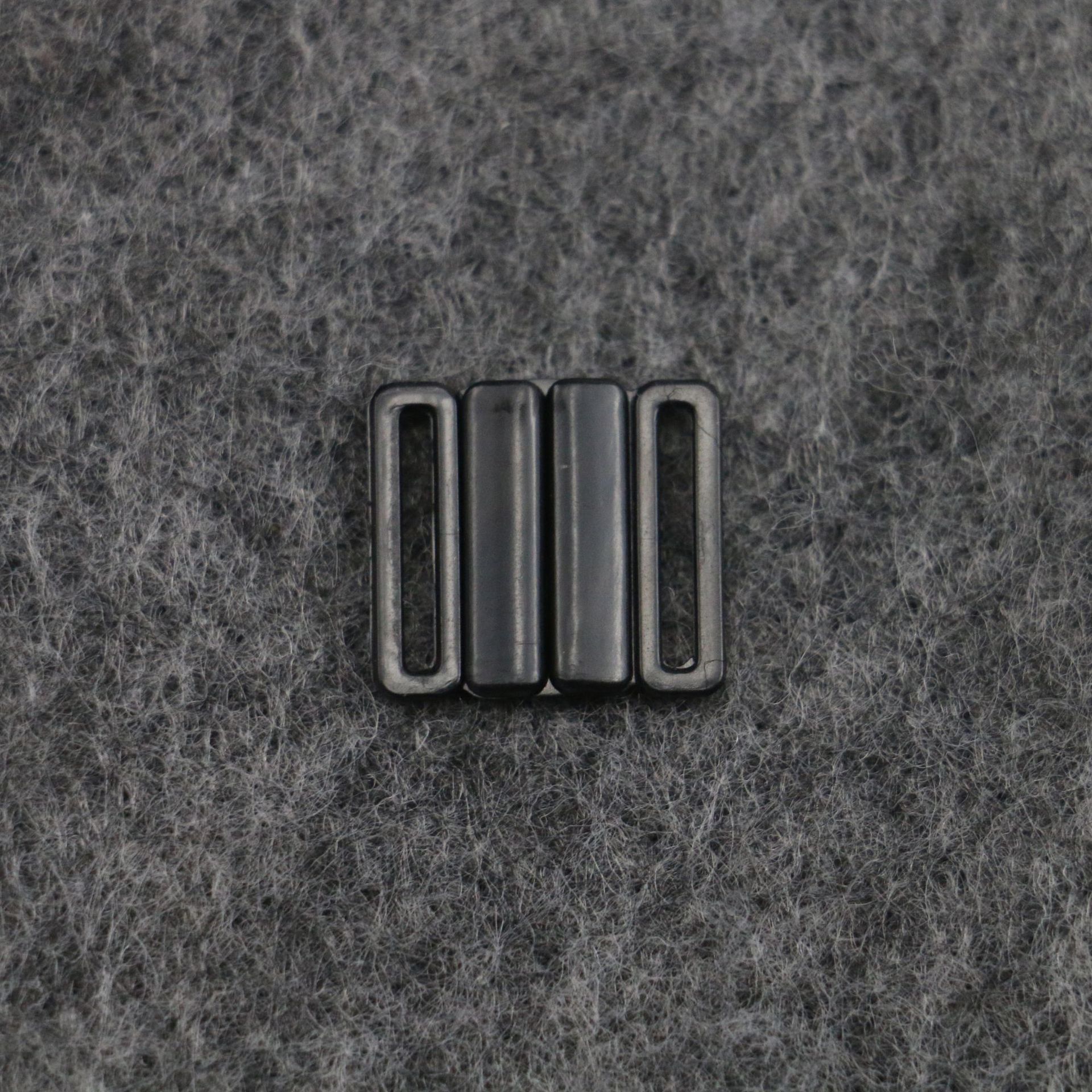 黑白透明现货塑料内衣泳装对扣文胸前扣插扣调节胶扣内衣扣子母扣