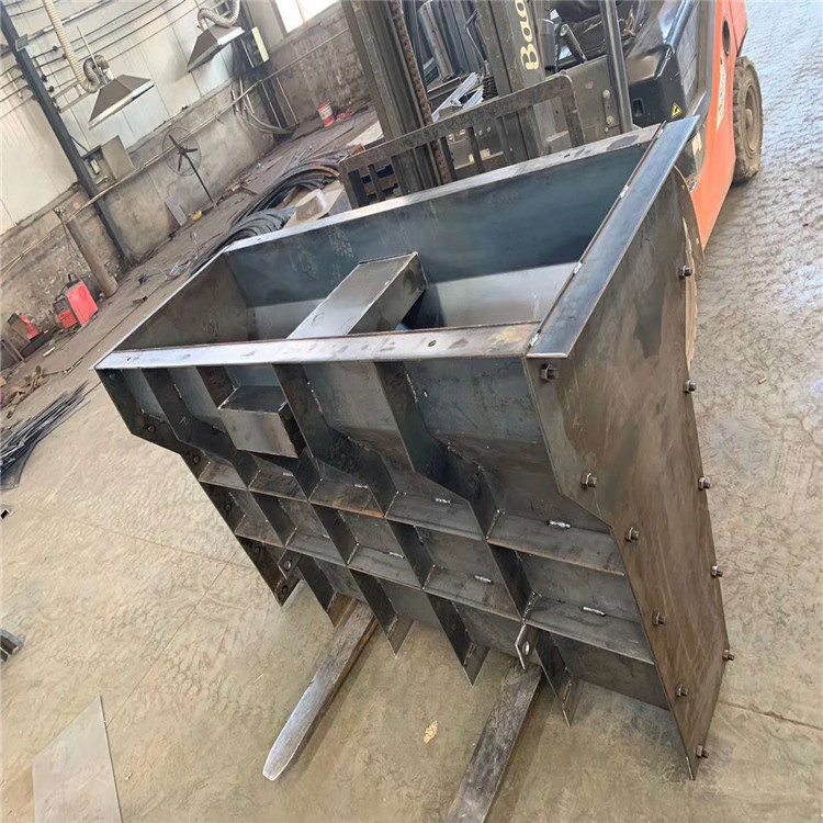 隔混凝土模具预制混凝土隔离墩钢模具混凝土预制块护坡模具定做