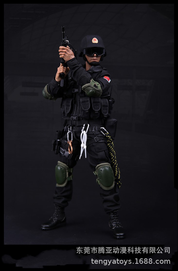 黑色作训服裤子 内腰带 作战靴 战术背心 负重腰带 面具包 护肘(1双)