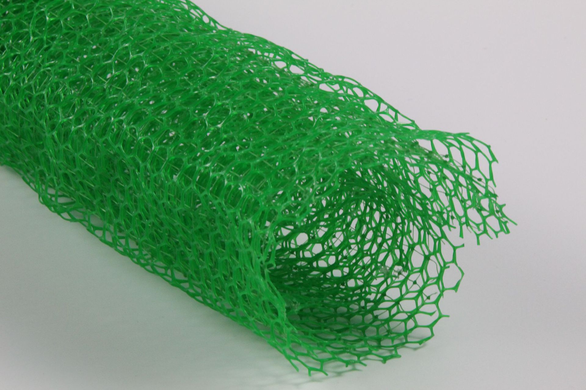 厂家供应植草护坡塑料三维植被网垫 三维复合土工排水网垫 植草网