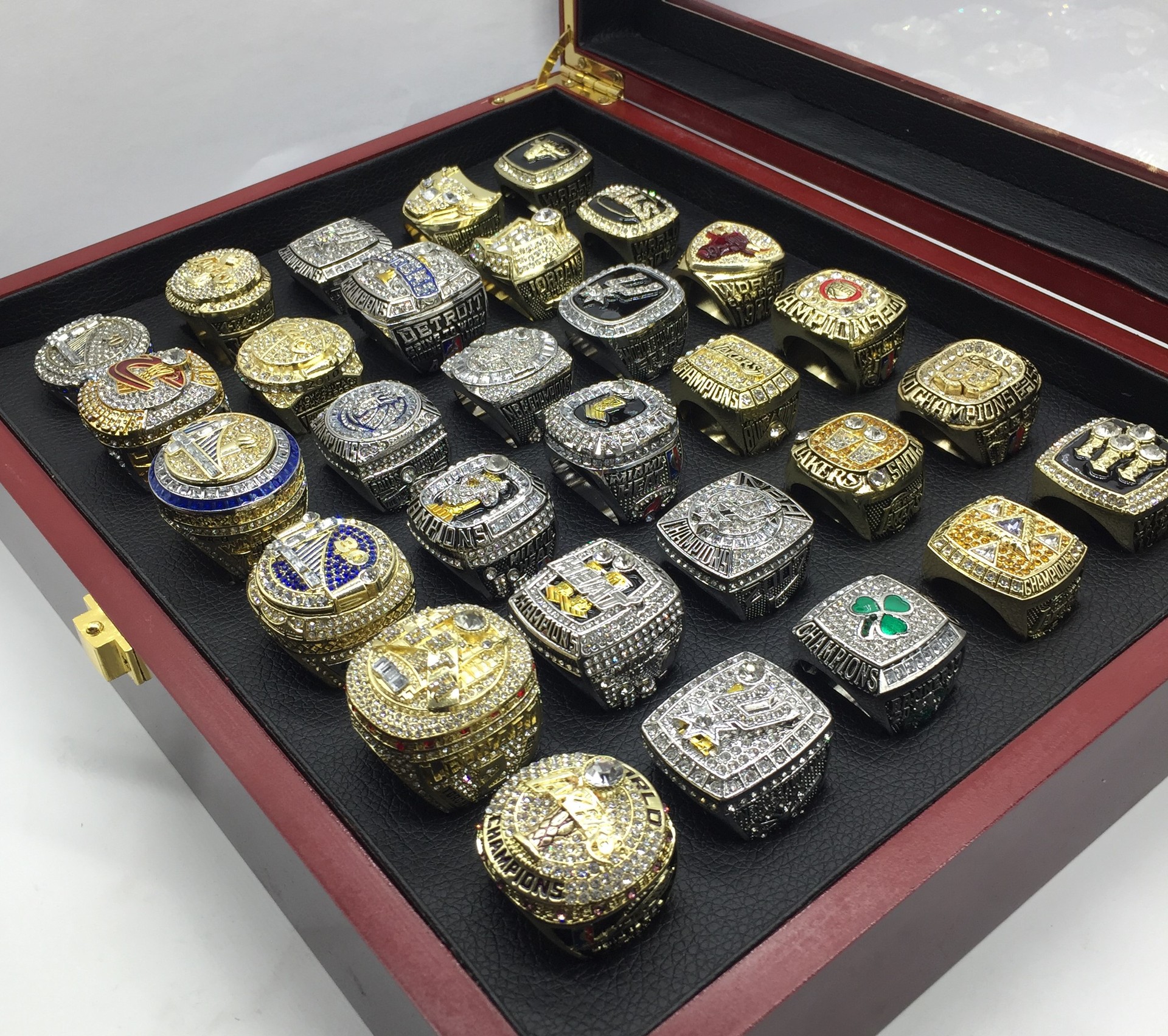 现货!nba1991-2020年总冠军戒指詹姆斯科比冠军戒指套装厂家直销