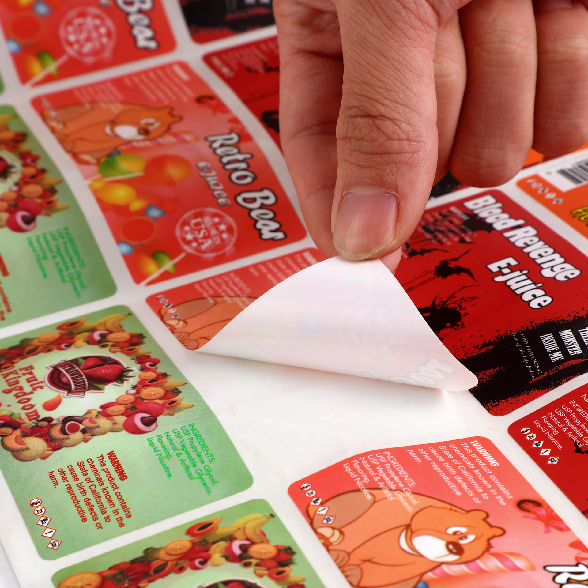 uv印刷pp合成纸水果饮料日化品瓶贴卷装标签防水强粘不干胶贴纸