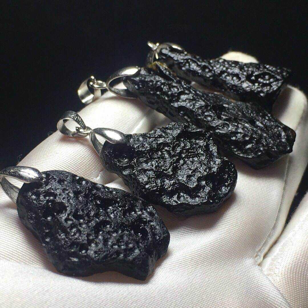 天然陨石 雷公墨玻璃陨石 吊坠项链 天外来客 幸运石 卡扣款 包边