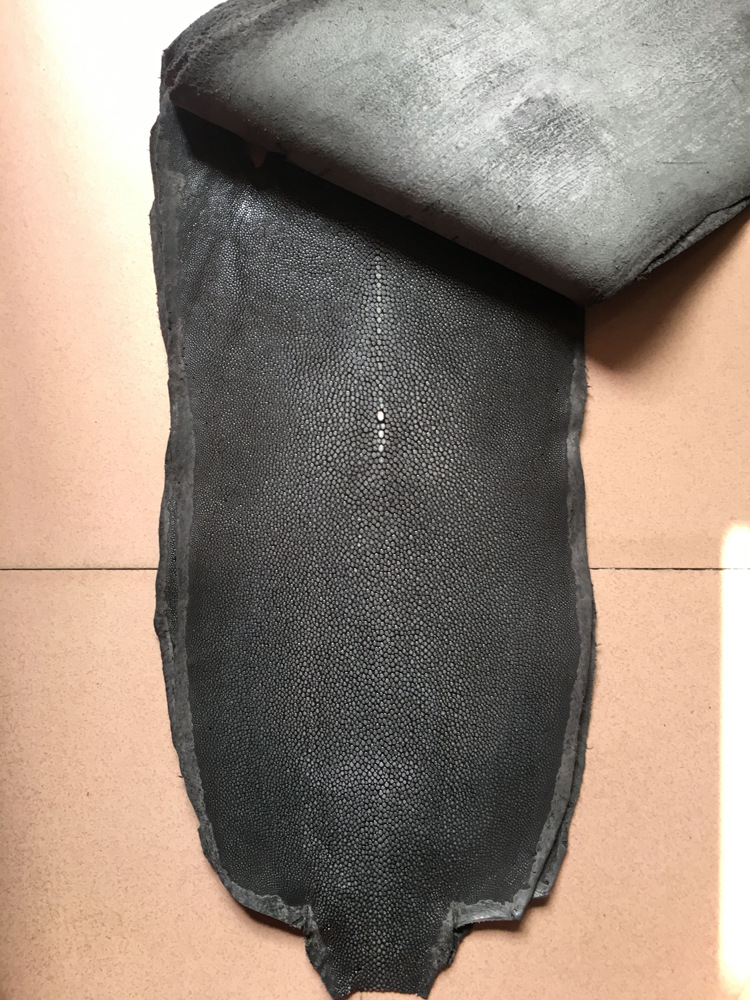 珍珠鱼皮手工diy皮料全磨面皮料整张皮料魔鬼鱼皮