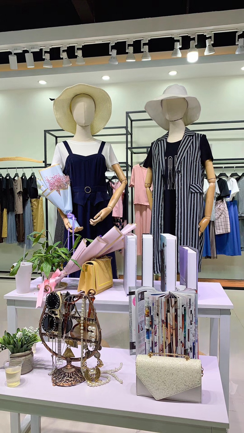 琦丽莎20夏季大码品牌折扣女装尾货清仓处理中老年服装走份批发