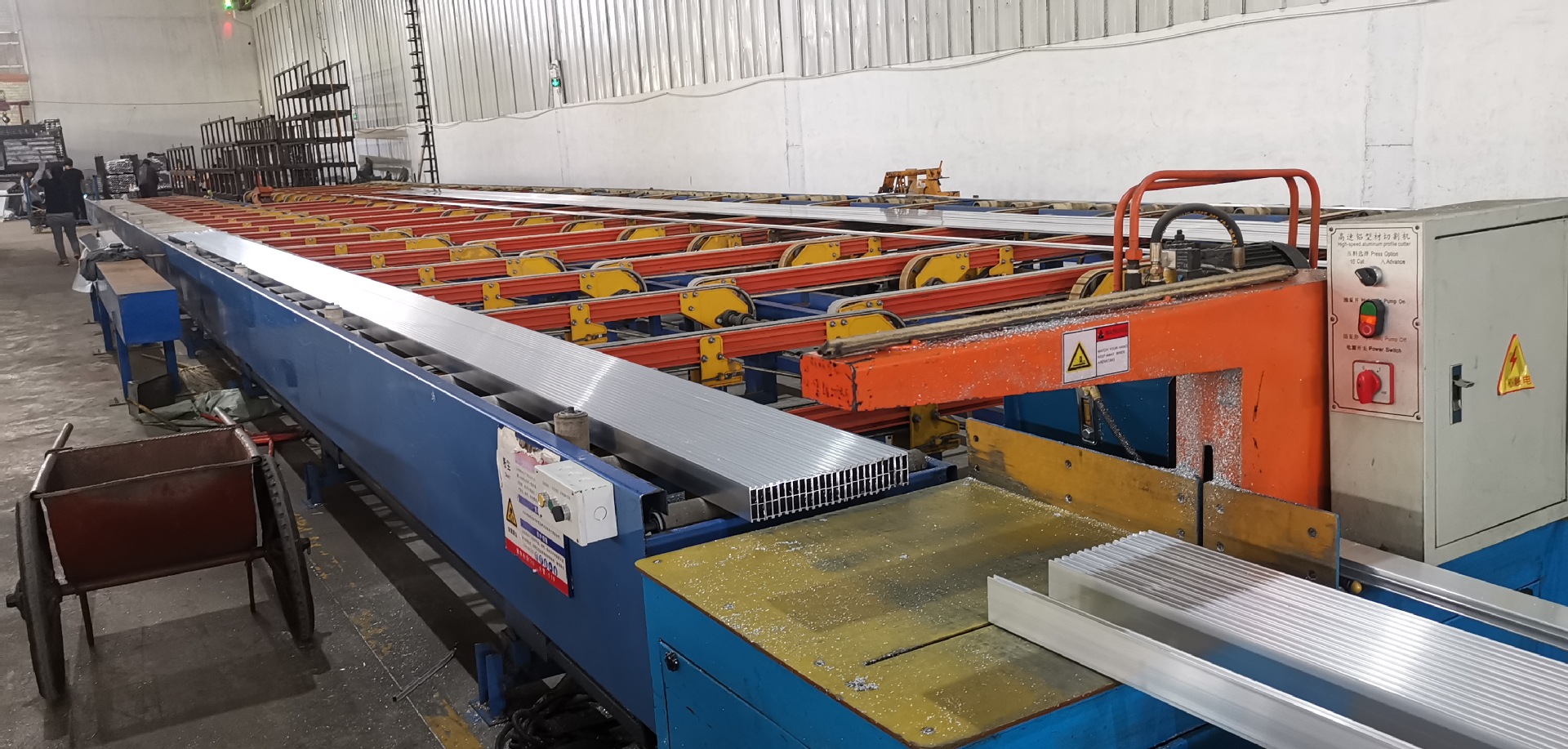 铝型材加工厂 压铸铝型材产品开模定制cnc加工