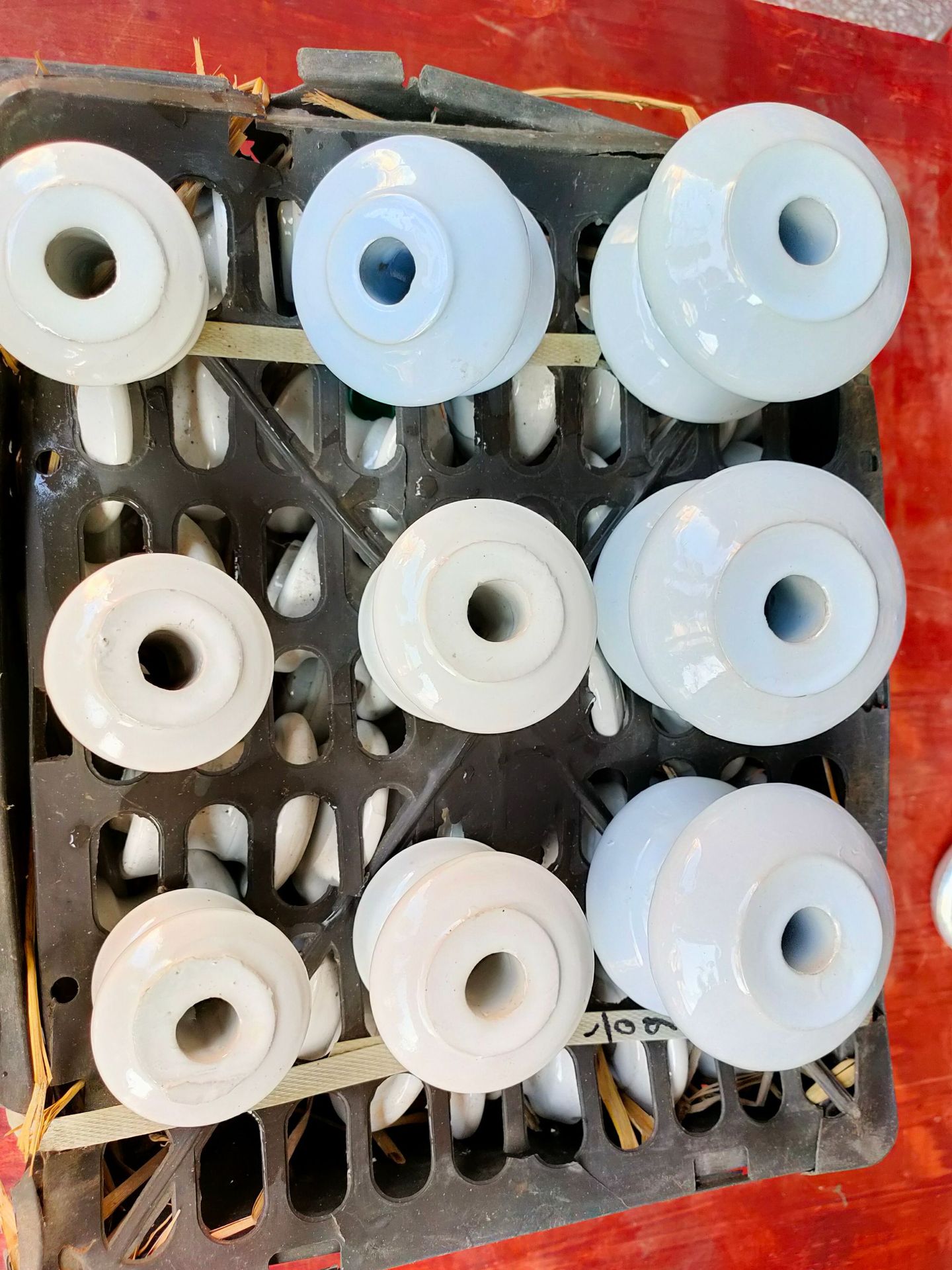 厂家直销陶瓷绝缘子ed-2 低压蝶式瓷瓶 线路架空绝缘子