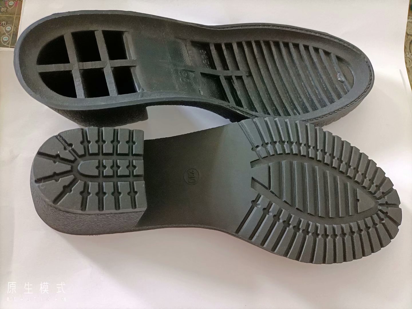 专业生产橡胶牛筋鞋底 厂家直销 欢迎来样定制 量大从优 代理优先