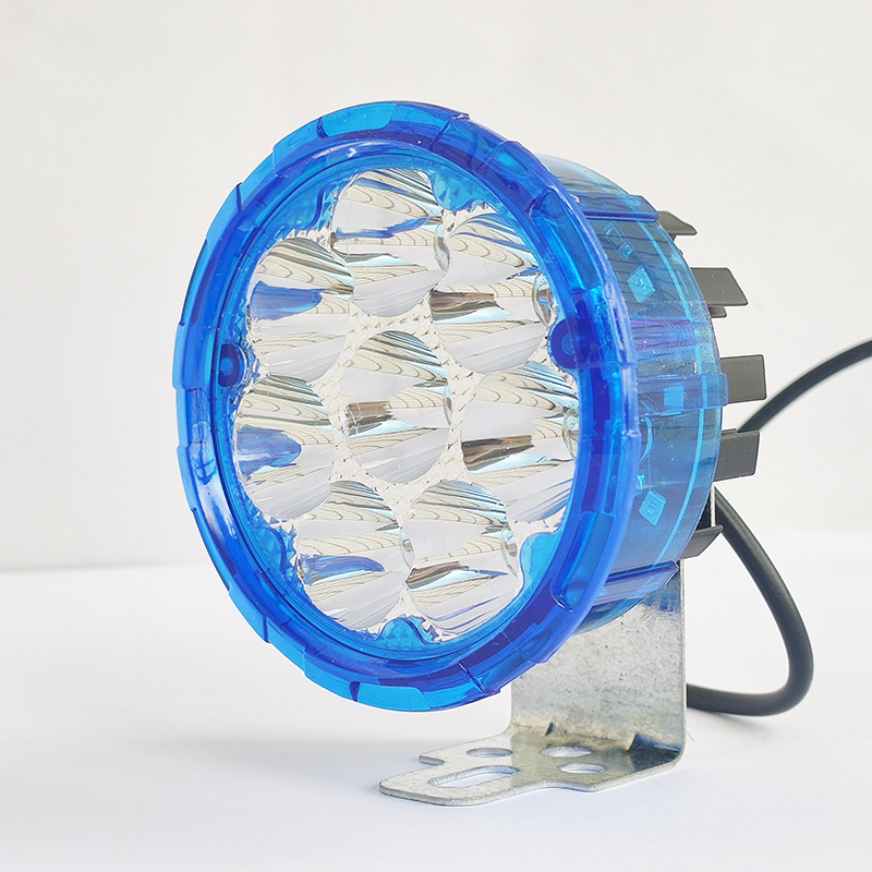 摩托车电动车led大灯照明灯圆形8led射灯24w强光头灯改装灯