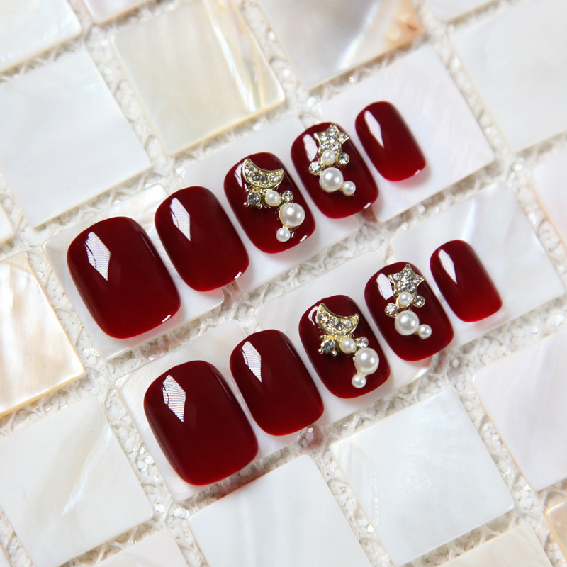酒红色星月珍珠短款带钻新娘结婚美甲贴片穿戴甲片假指甲成品显白