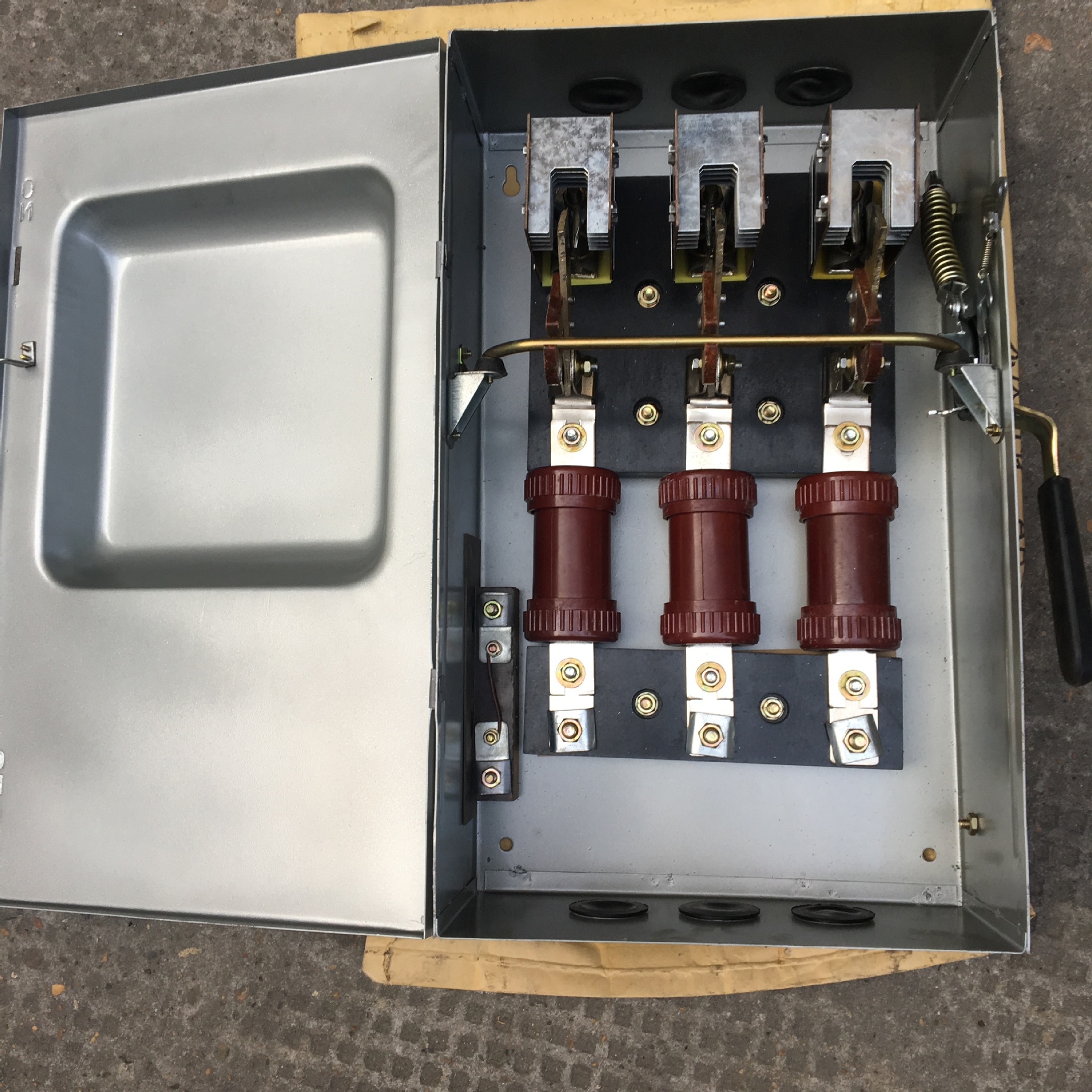 封闭式铁壳开关防雨负荷开关hh3-15/3 15/3z上海长城 20/3 30/3-阿里