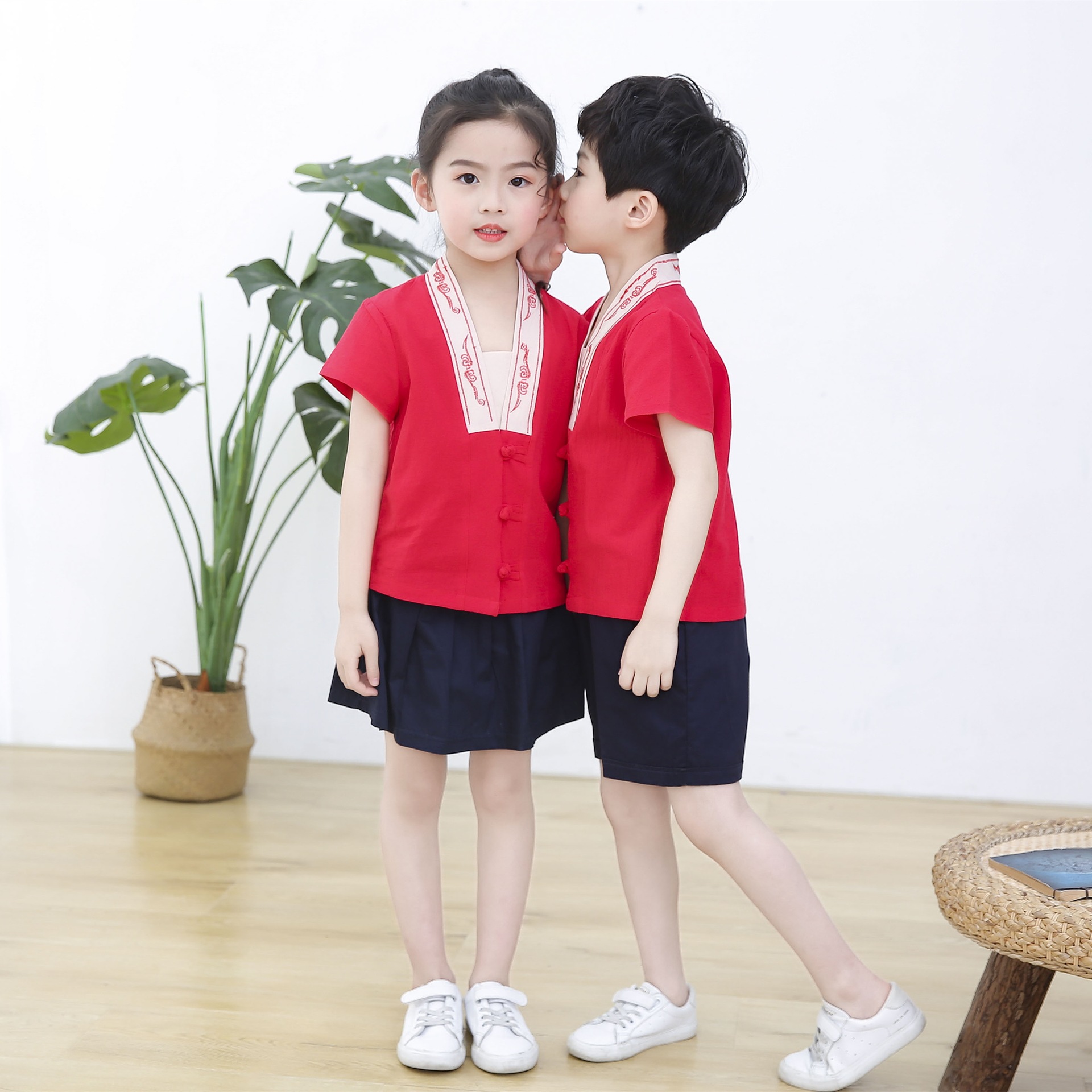 夏装男女运动套装中小学生校服儿童园服演出服幼儿园园服厂家批发