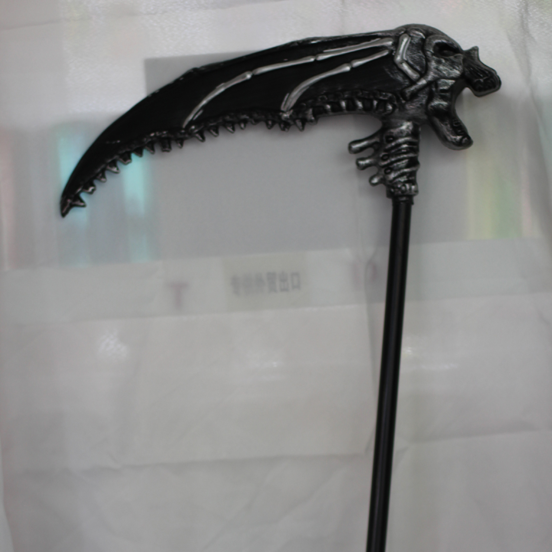 万圣节兵器黑色鬼头镰刀大兵器1米杠子表演舞会道具