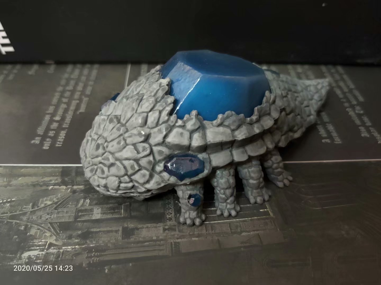 芸祥社 gecco dark souls 黑暗之魂 宝石结晶虫 雕像 发光 手办