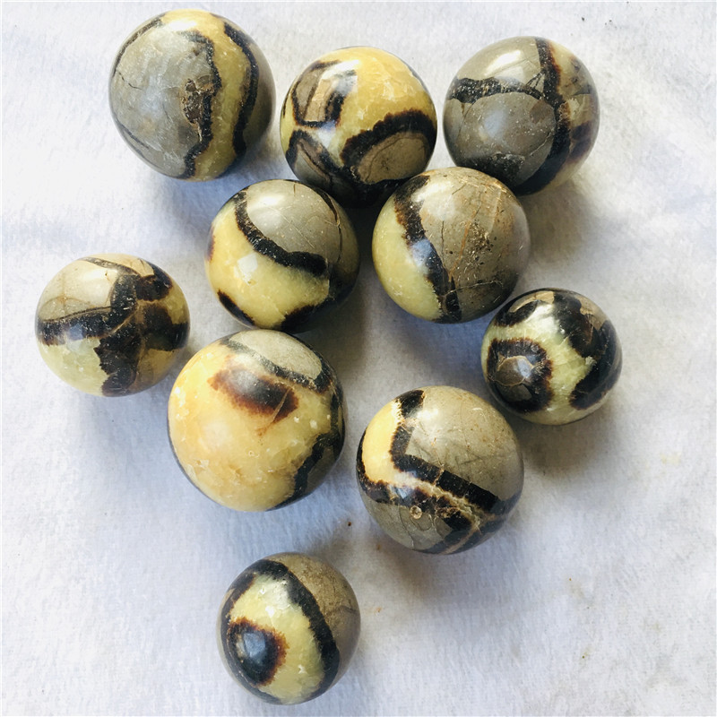 厂家批发龟背石球摆件把玩 加工定制龟背石圆球把玩石