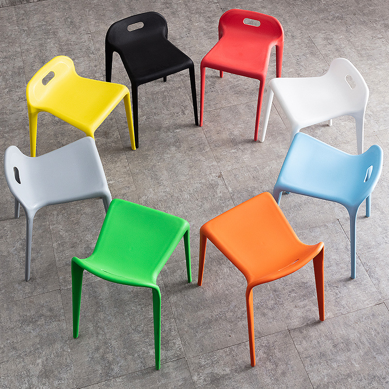 等位塑料简约时尚人家凳子创意成高凳加厚排队餐厅叠放马椅靠背用