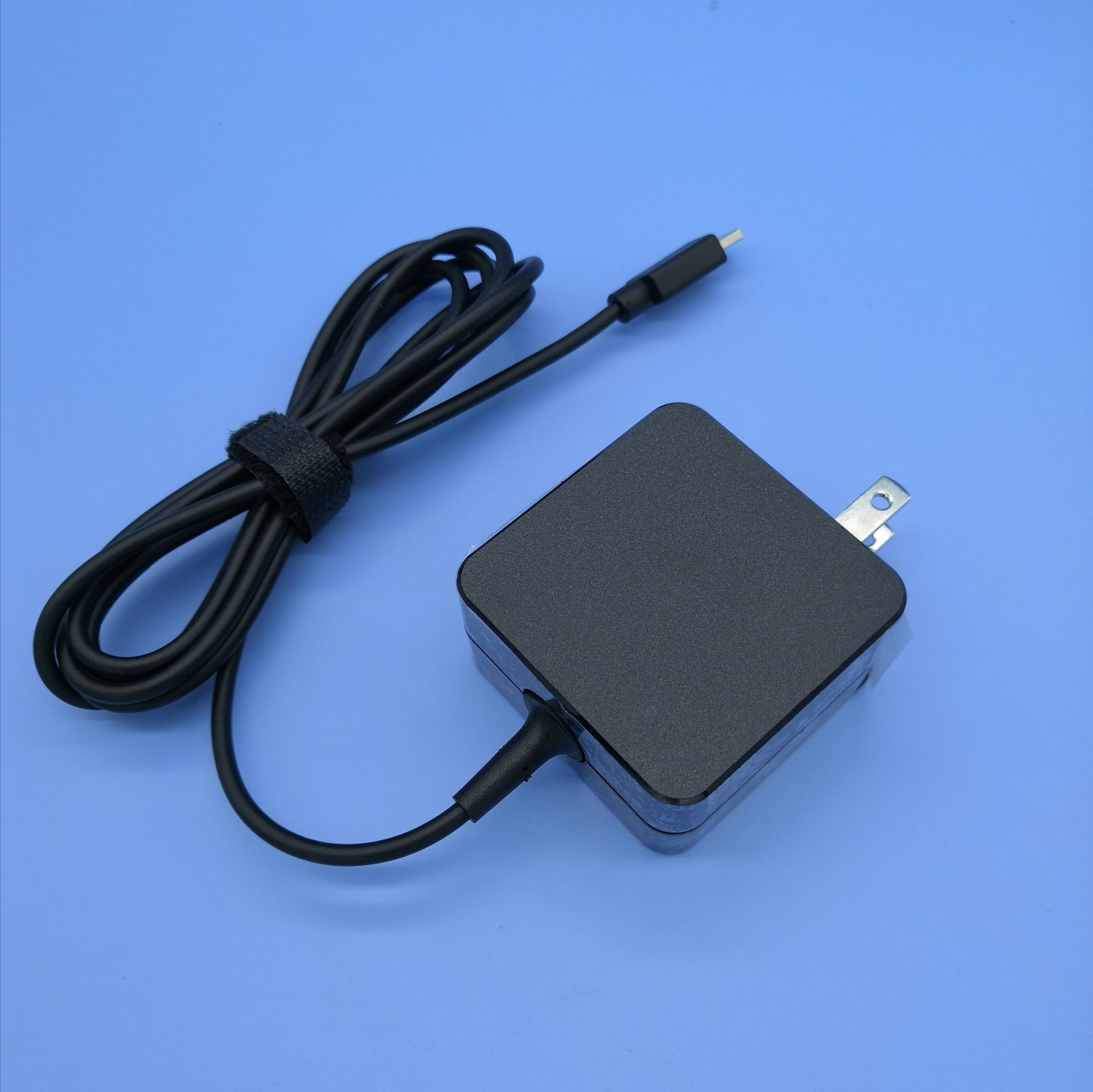 笔记本电源适配器 适用33w华硕19v1.75a方形us接口type-c