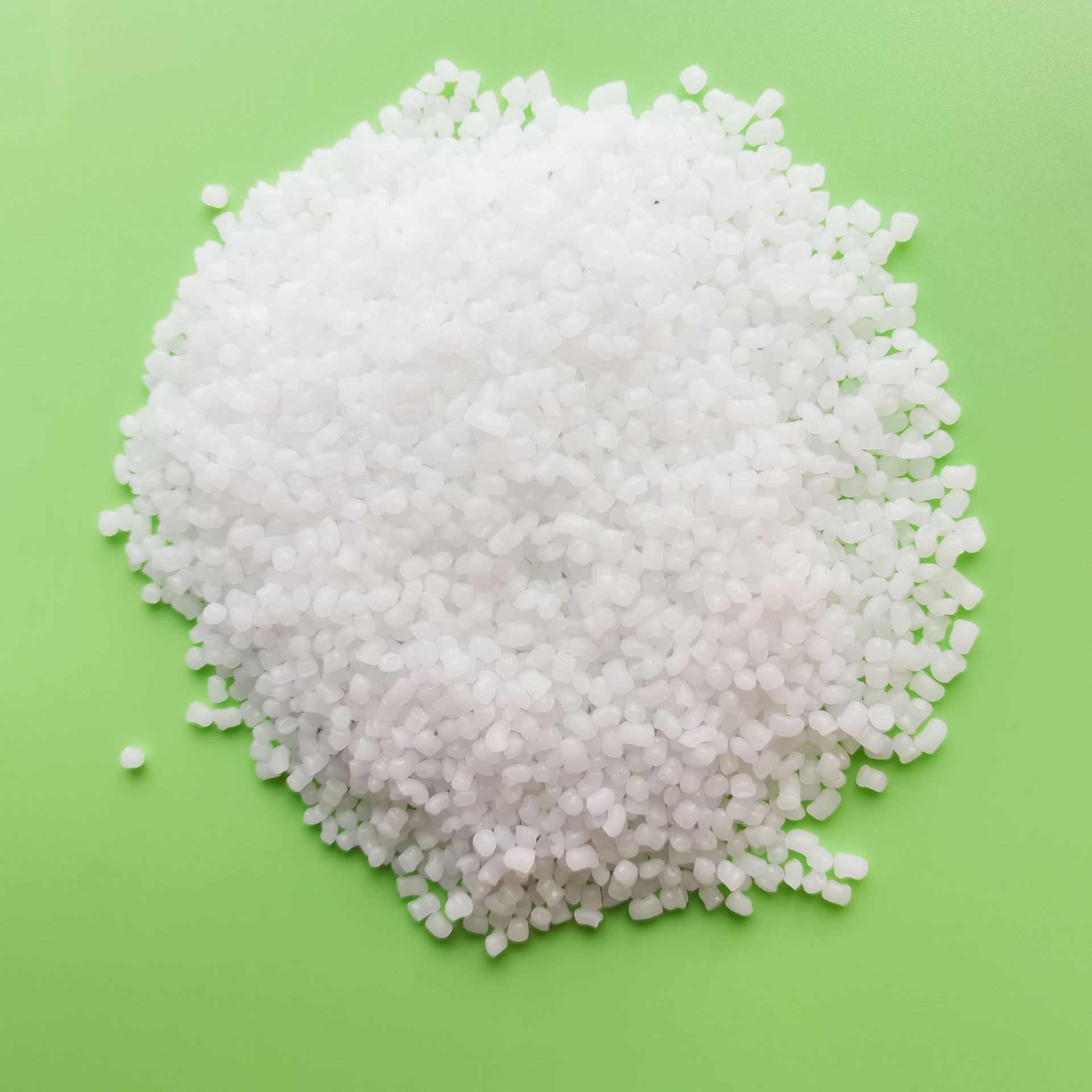 即墨厂家生产pp原料颗粒 透明塑料颗粒 注塑行业用颗粒定制