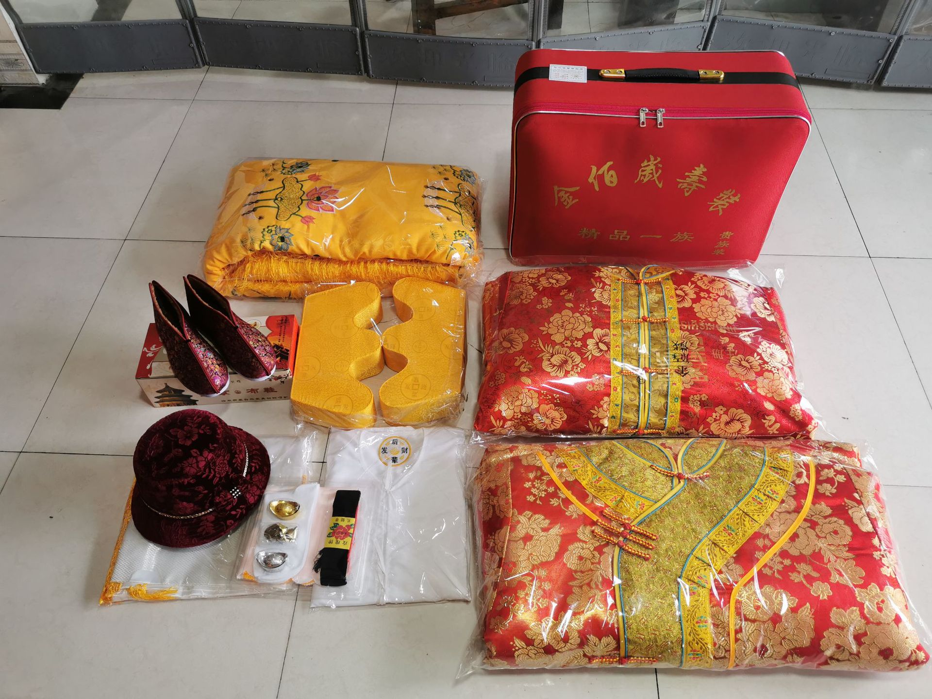 代发女士寿衣全套老人冲喜寿装5件套长彪纸花殡葬祭祀用品大全