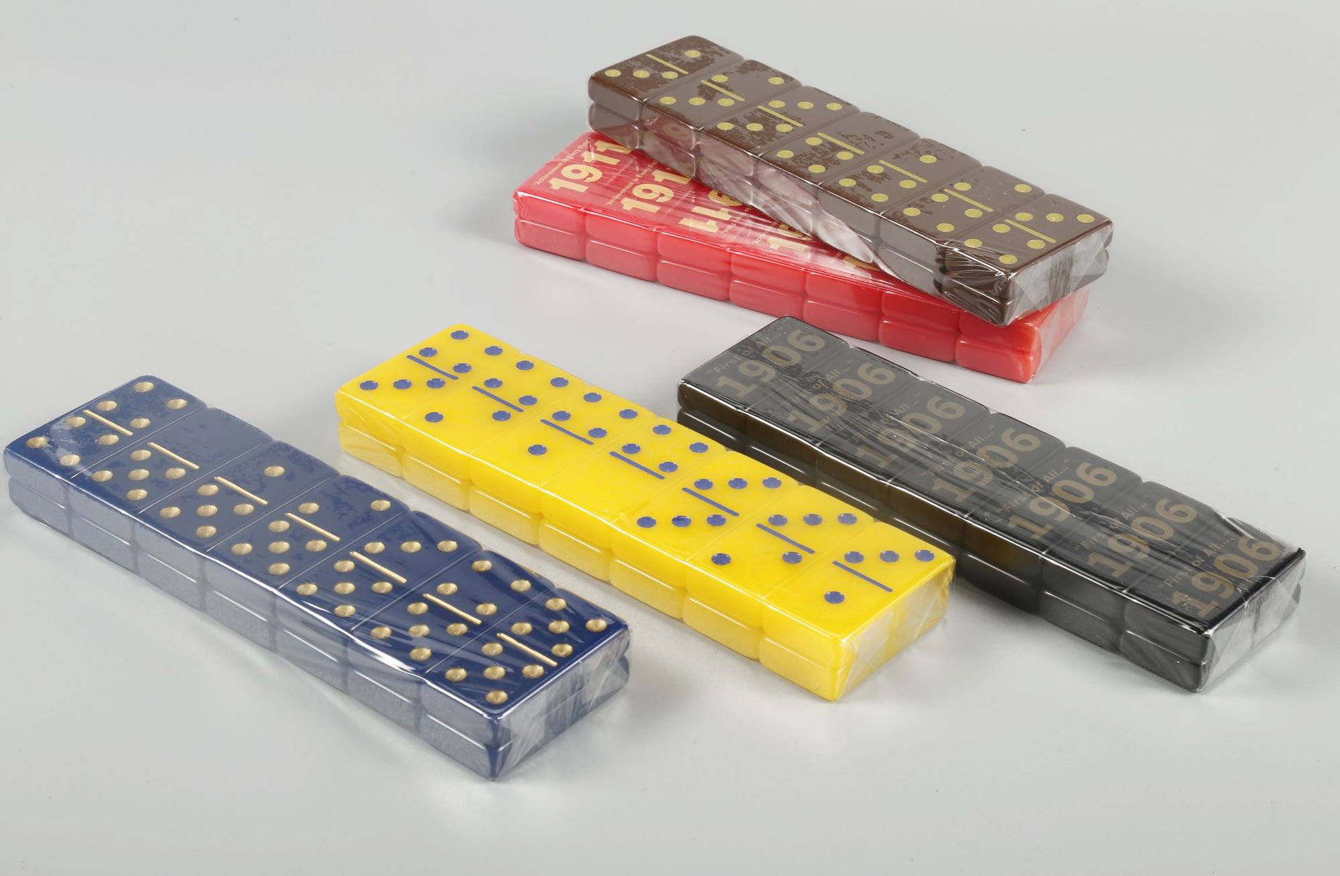 【多米诺骨牌]牌九牌骨牌大号骨牌天九牌家用高档成人九大号骨牌