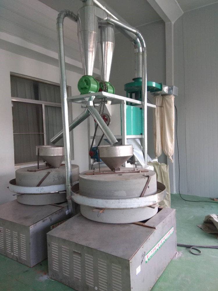 石磨小型面粉机半自动面粉石磨加工设备大豆小麦加工设备豆浆面粉