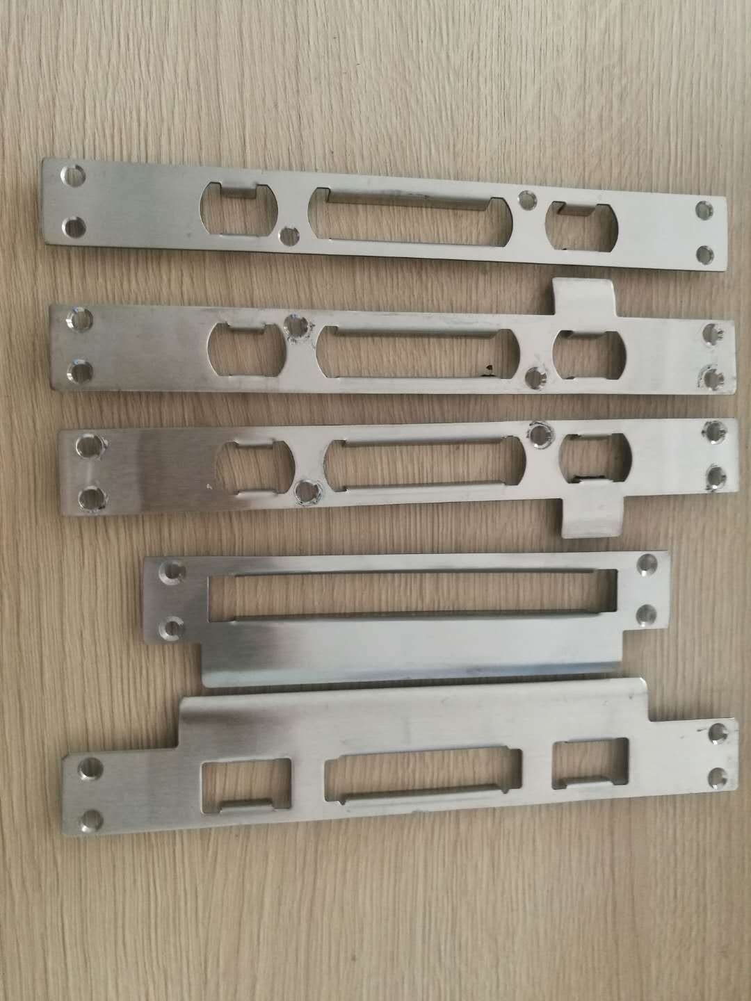 锁具配件 门扣片 导向片 可定制各种规格的门扣片 门锁配件