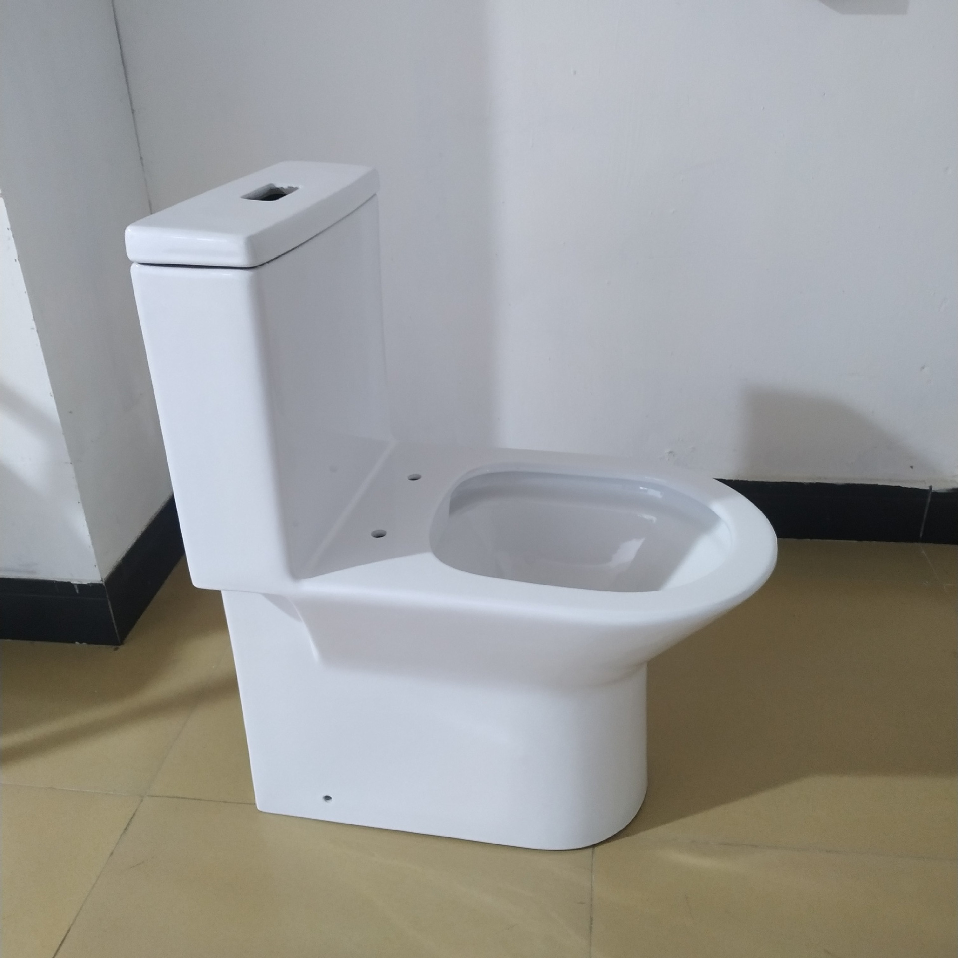 陶瓷连体马桶 卫浴洁具生产厂家 虹吸式一体式座便器 卫生间马桶