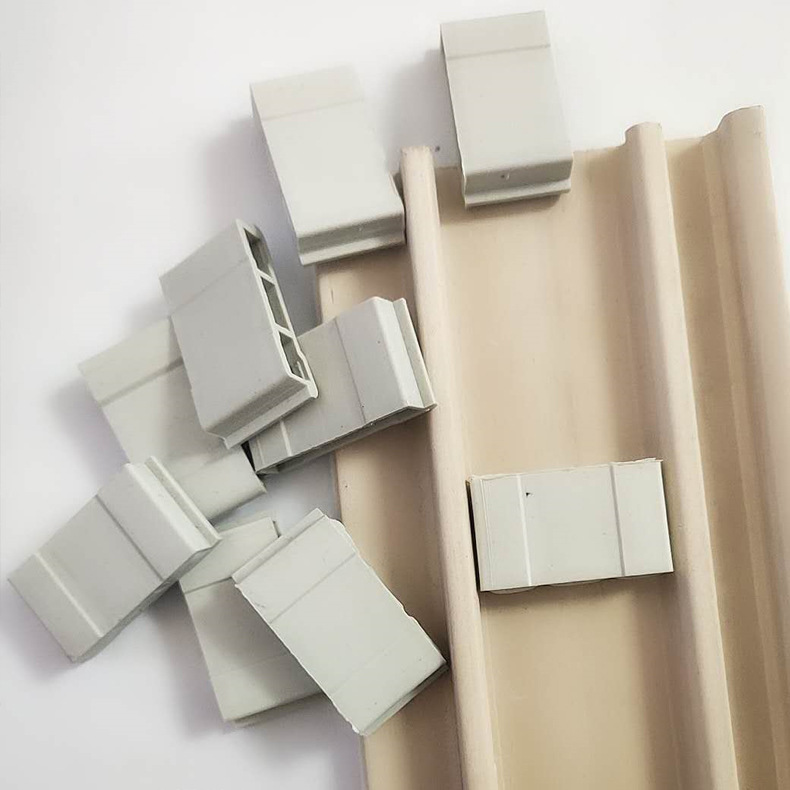 踢脚线固定卡扣 高分子pvc地脚线竹木纤维脚线配件木地板塑料卡子