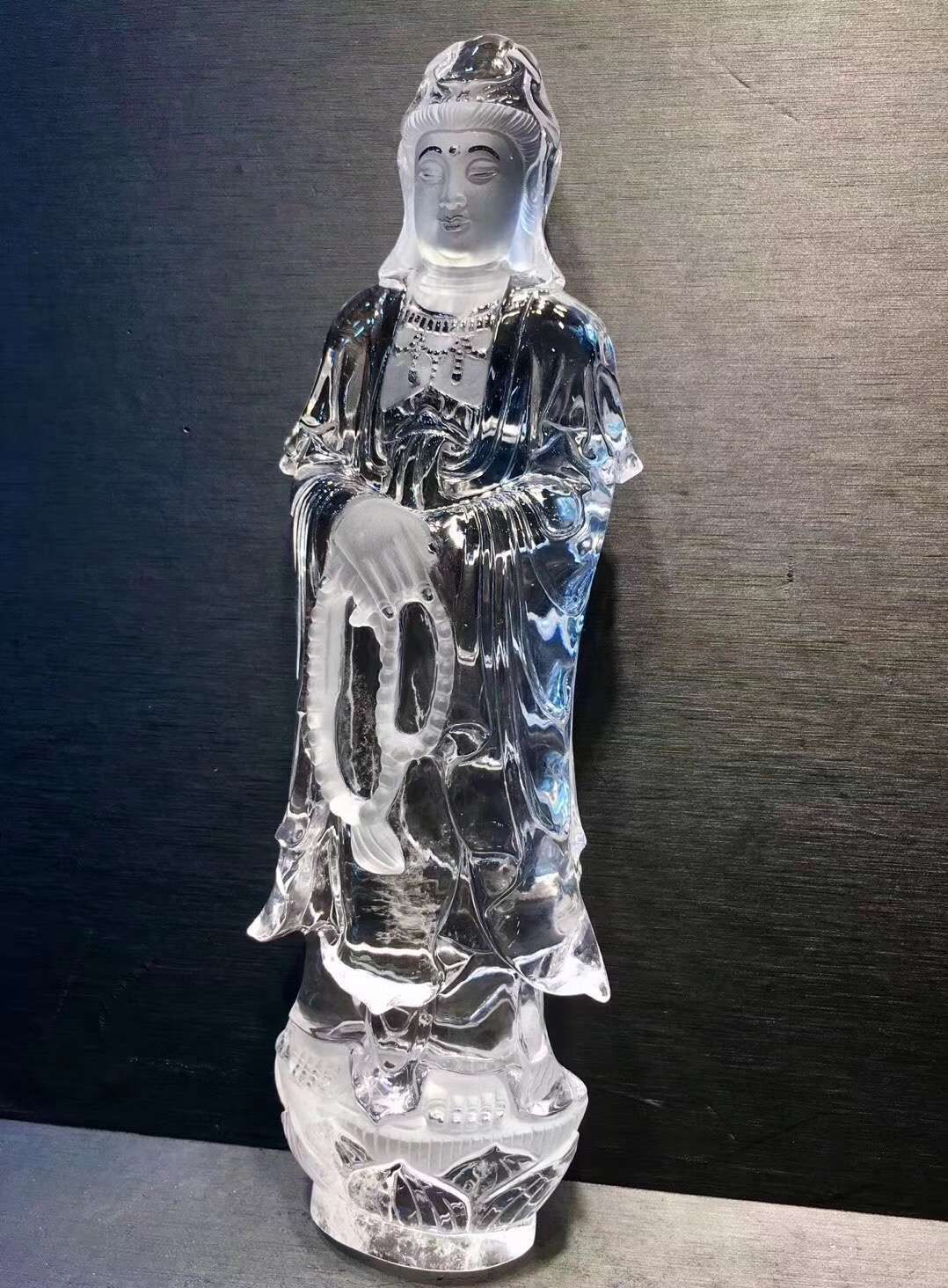 福寿 天然白水晶观音摆件 面目慈祥开脸细致 黑檀木金刚底座